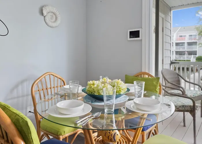 Holiday home Charming 1st-floor In North Ocean Just Steps From The