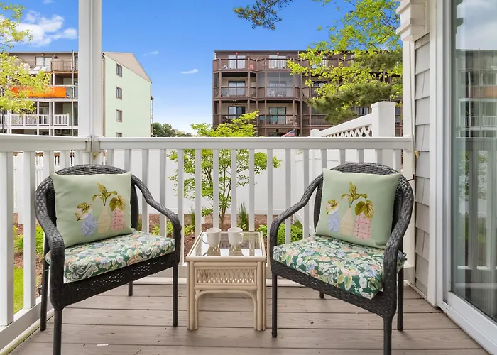 Holiday home Charming 1st-floor In North Ocean Just Steps From The *